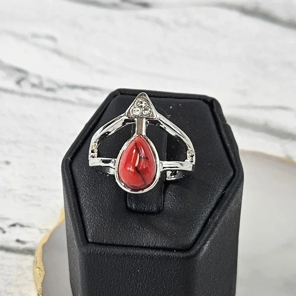 Red Teardrop Adjustable Fashion Ring A32 - Picture 4 of 7